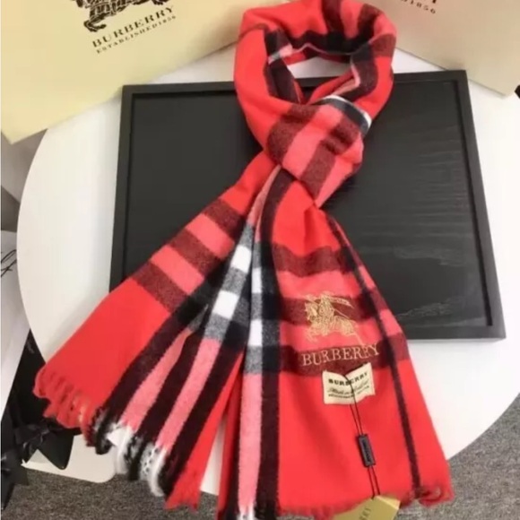 Burberry Cashmere Silk Nova Check Scarf ❤️NEW❤️ - Picture 3 of 6
